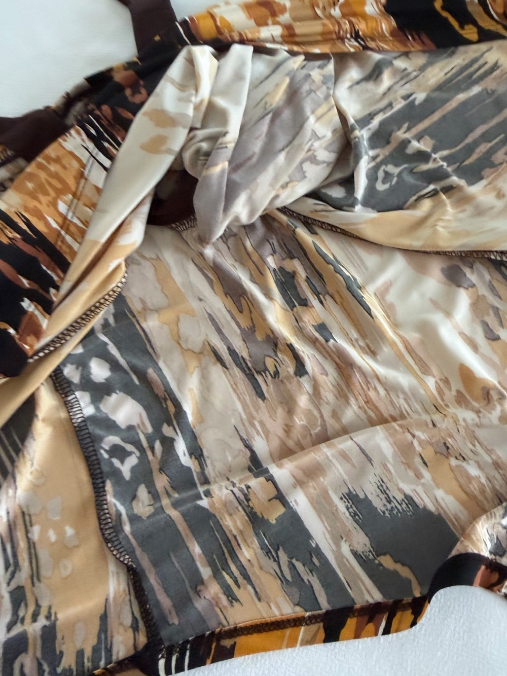 Vintage HeartSoul Halter Handkerchief Top
Abstract Animal Print Brown Gold - Picture 5 of 6